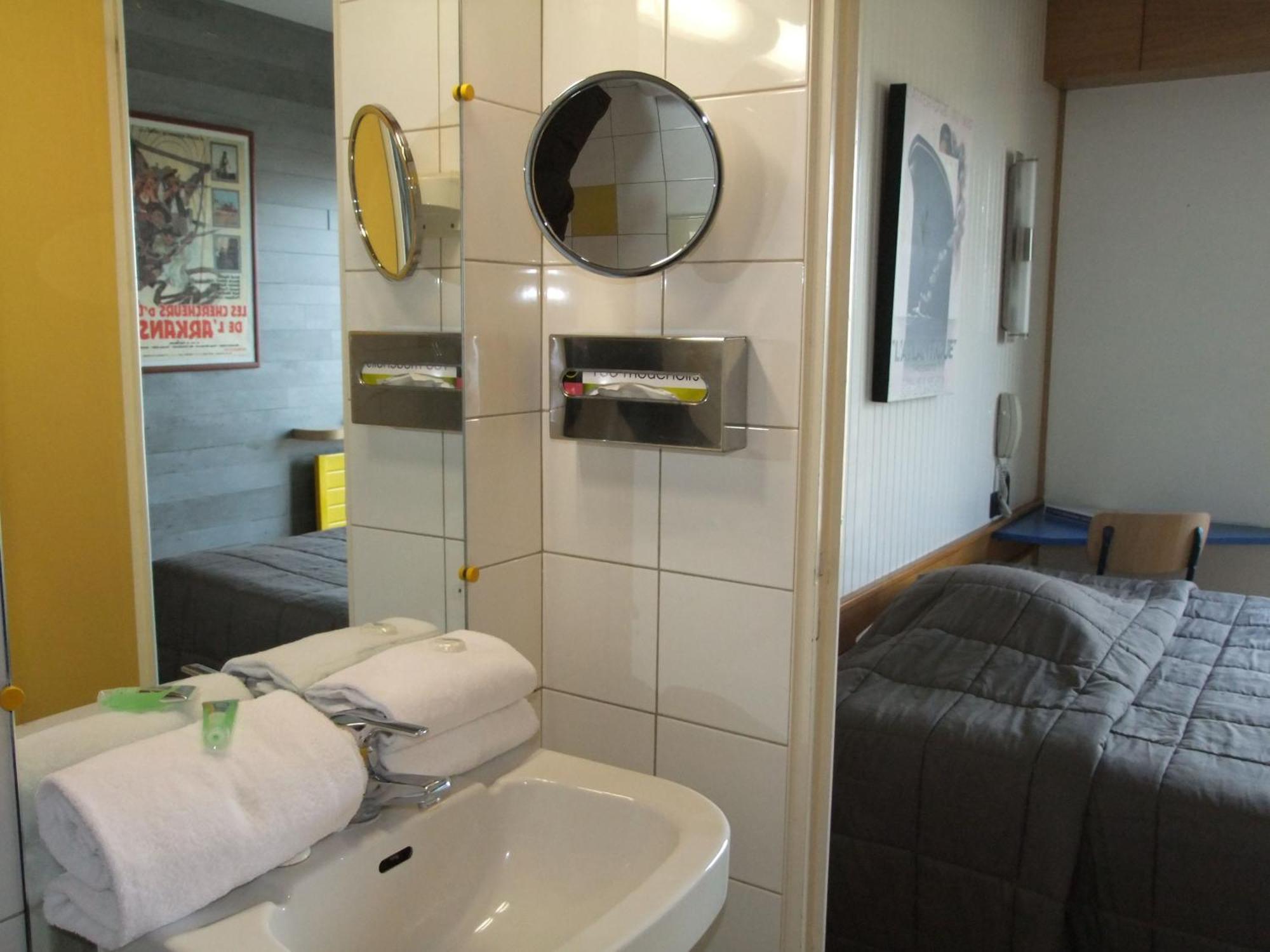Arcantis Le Voltaire Hotel